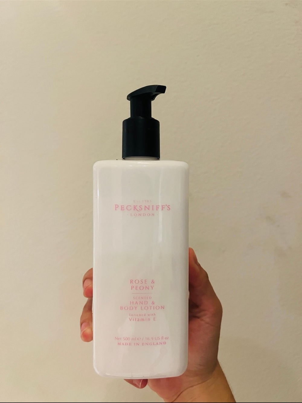 PECKSNIFF'S LONDON ROSE & PEONY SCENTED HAND & BODY LOTION 16.9 floz / 500 ml